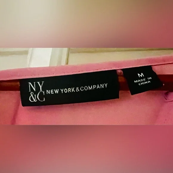 New York & Company Pink Blouse, Size Medium - Picture 2 of 2